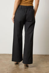Lilla P Slant Pocket Twill Pant