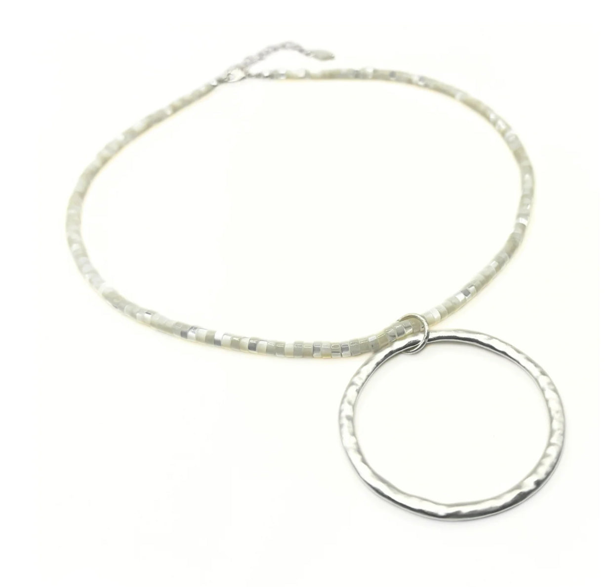 Erin Gray THE HEISHI "BIG SILVER" NECKLACE IN WINTER WHITE