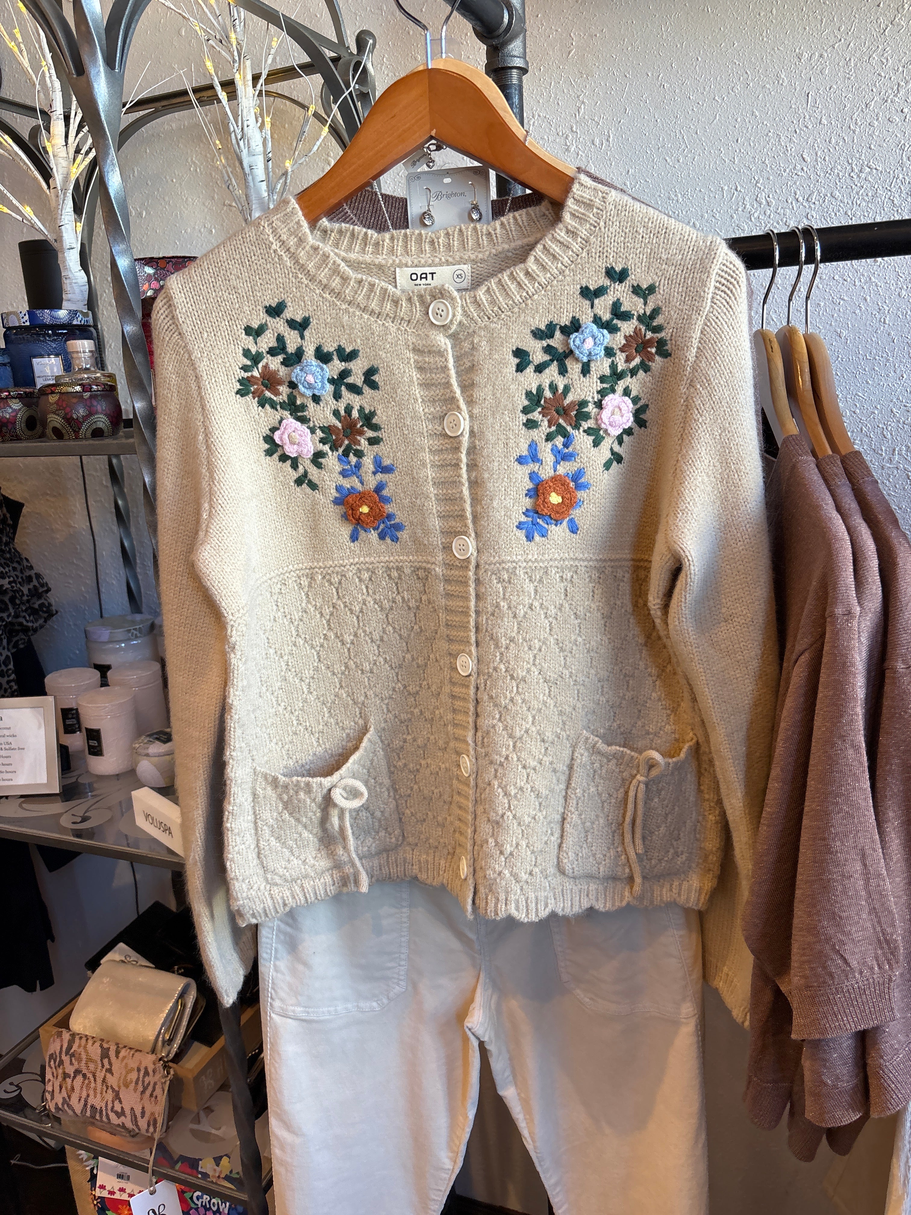 Oat NY Cardigan W/Floral Embroidery