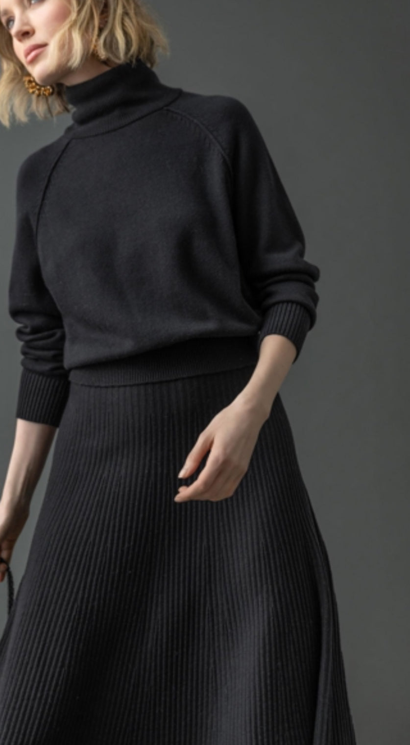 Lilla P Raglan turtleneck sweater